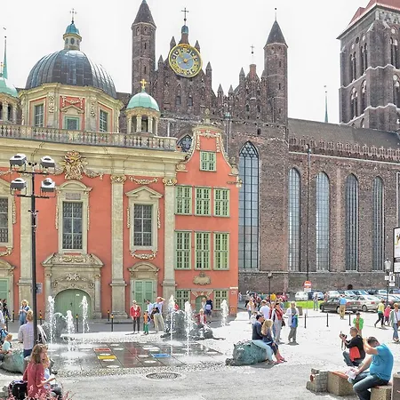 Old Town Apartment *